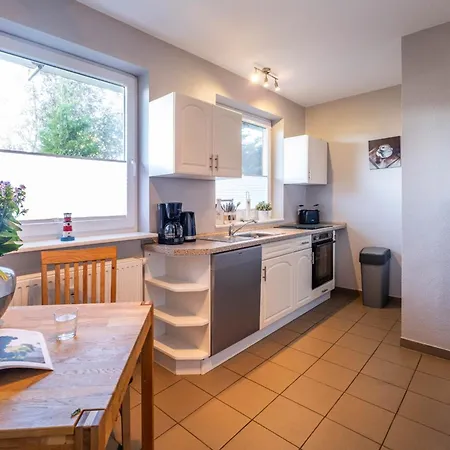 Haus Regenpfeifer 2 *