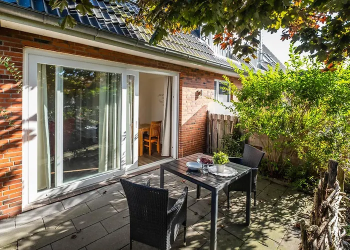 Haus Regenpfeifer 2 아파트 부숨