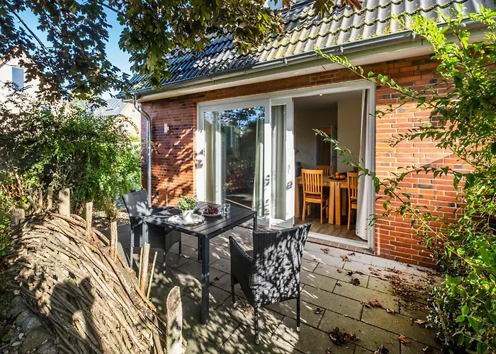 Haus Regenpfeifer 2 아파트 부숨